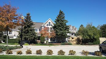 Bridgeport Waterfront Resort