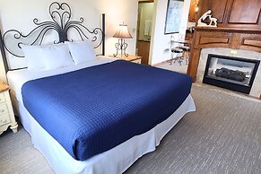 Bridgeport Waterfront Resort