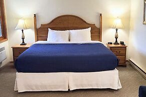 Bridgeport Waterfront Resort