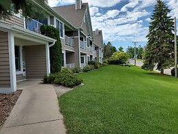 Bridgeport Waterfront Resort