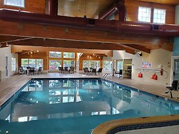 Bridgeport Waterfront Resort