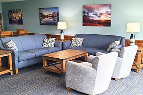 Bridgeport Waterfront Resort