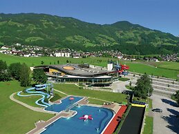 Luxury Holiday Flat With Balcony in Fugenberg