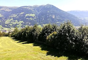 Luxury Holiday Flat With Balcony in Fugenberg