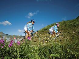 Luxury Holiday Flat With Balcony in Fugenberg