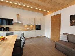 Luxury Holiday Flat With Balcony in Fugenberg