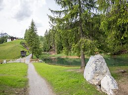 Lush Apartment in Strengen Near St Anton am Arlberg