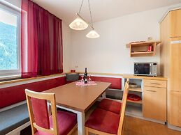 Lush Apartment in Strengen Near St Anton am Arlberg