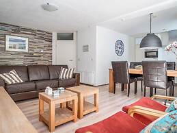 Well Kept Apartment with Whirlpool near Sea on Texel
