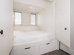 Villa With a Sauna in Tjeukemeer