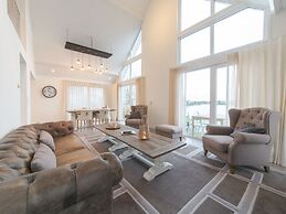 Stylish Holiday Home with Fireplace near Oosterschelde