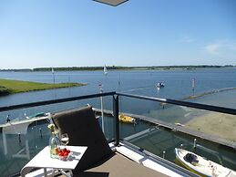 Contemporary Apartment in Kamperland near Lake