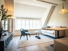 Farmhouse Apartment Near De Slufter