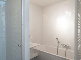 Modern Apartment With Views Over the Marina