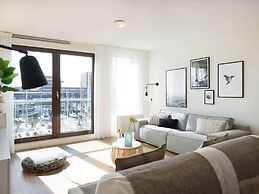 Modern Apartment With Views Over the Marina