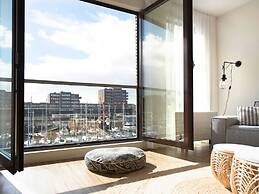 Modern Apartment With Views Over the Marina