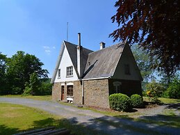 A Superb Cottage in the Middle of a Natural Park