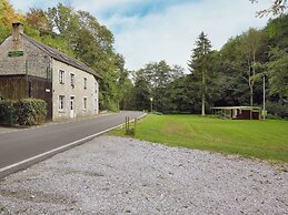 Spacious Family Home, Sosoye