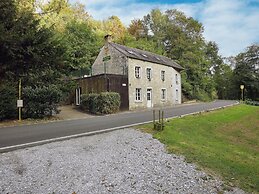 Spacious Family Home, Sosoye