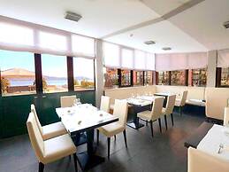 Brand new and Elegant Residence on Lake Maggiore