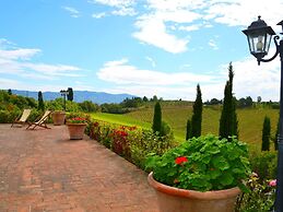 Belvilla by OYO Holiday Home With Pool in Stabbia