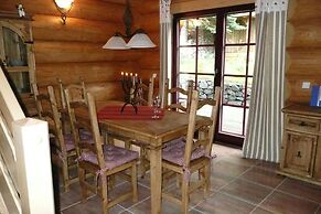 Natural log Cabin in Waltershausen