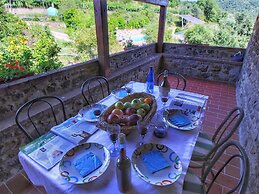 Belvilla by OYO Due Laghi