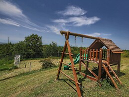 Belvilla by OYO Due Laghi