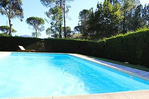 Cottage in Santa Comba With Pool