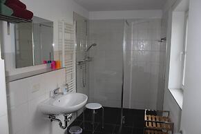 Wohnung in Weibig mit Garten