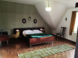 Westmalle Forest Garden Home