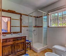 Holiday Home at Portimao With Fenced Garden