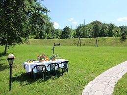 Cottage in Apecchio With Pool