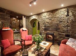 Holiday Home in Nimbermont With Garden