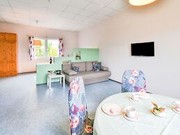 Modish Apartment in Rövershagen near Sea
