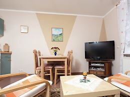 Nice Apartment in Pockau With Pool