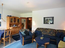 Cosy Apartment Over Usseln With Private Terrace