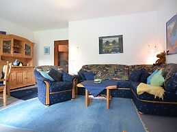 Cosy Apartment Over Usseln With Private Terrace