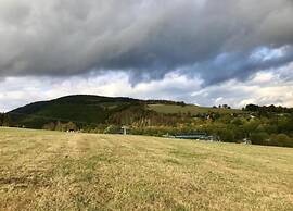 Cosy Apartment Over Usseln With Private Terrace