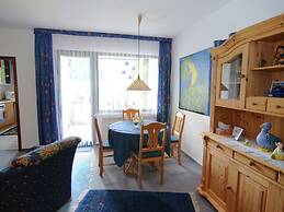 Cosy Apartment Over Usseln With Private Terrace