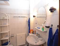 Cosy Apartment Over Usseln With Private Terrace