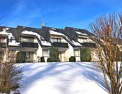 Cosy Apartment Over Usseln With Private Terrace