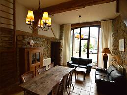 Beautiful Gites With Garden, Pond and Playground