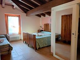 Stay in a Cozy Vello Apartment