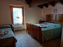 Stay in a Cozy Vello Apartment