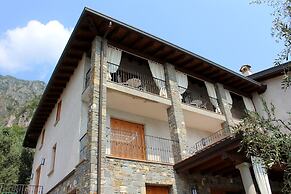 Apartment by Lake Iseo With Stunning Views