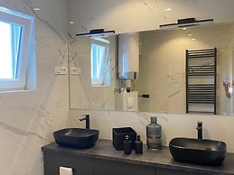 Villa in Ugljane With Private Pool