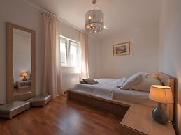 Villa in Ugljane With Private Pool