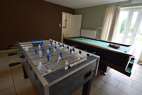 Grand Villa With Bubble Bath