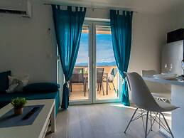 Lavish Apartment in Omisalj With Rooftop Terrace